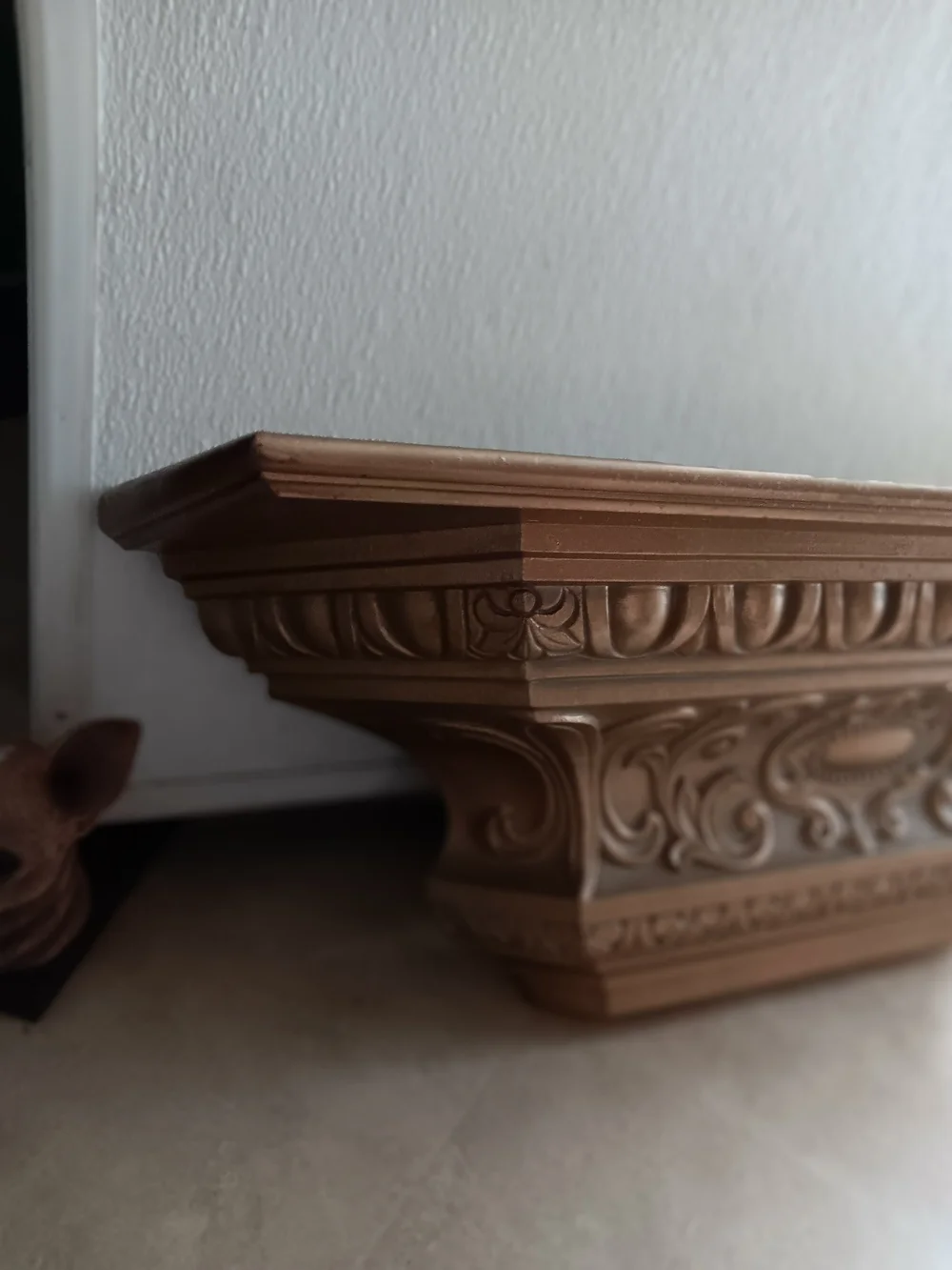 Home Interiors decorative gold